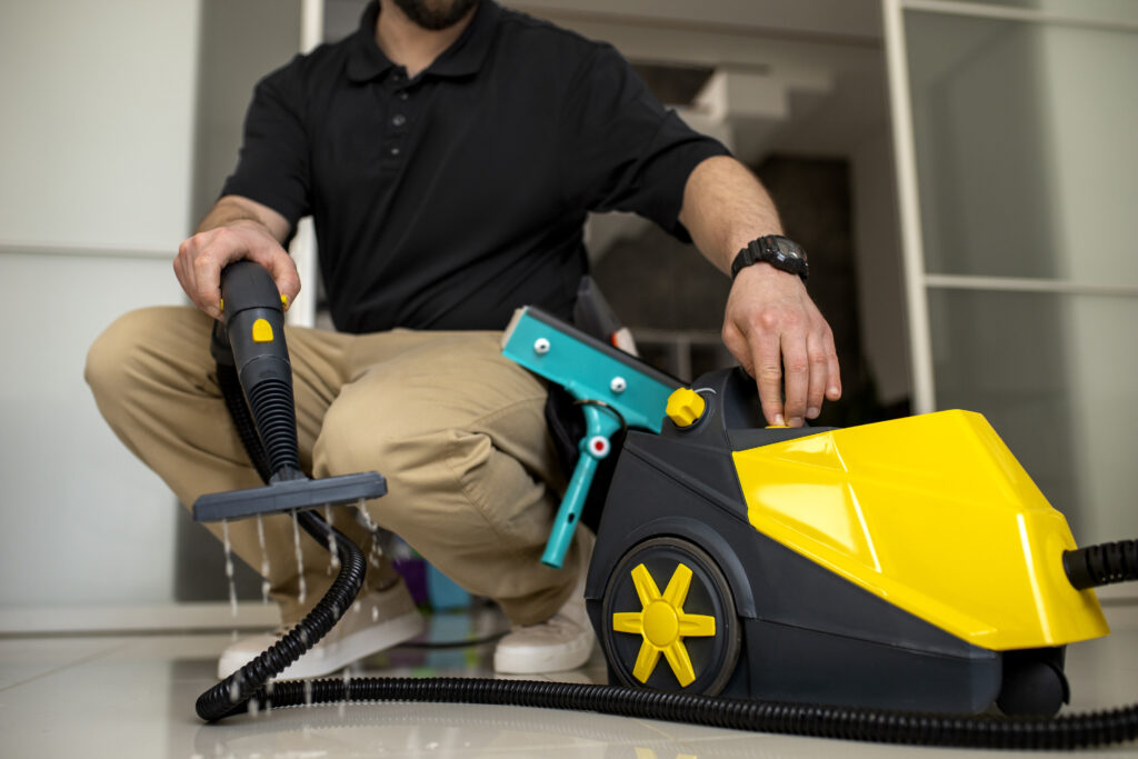How Do Battery-Powered Industrial Cleaning Machines Benefit Your Business?